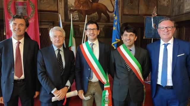Famiglia Feltrina - Borse di studio e premi - Premio “Santi Martiri Vittore e Corona”